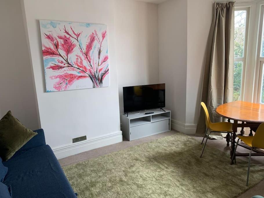Central 2 Bed Flat. Free Parking بريستول المظهر الخارجي الصورة